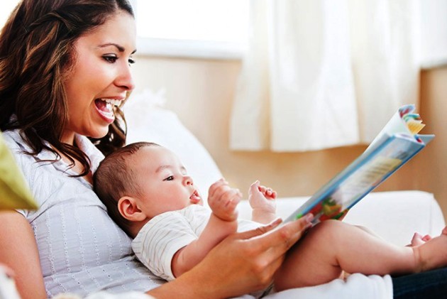 чтение книг ребенку способствует развитию его речи