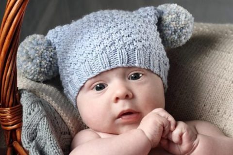 вязаная шапочка для новорожденного