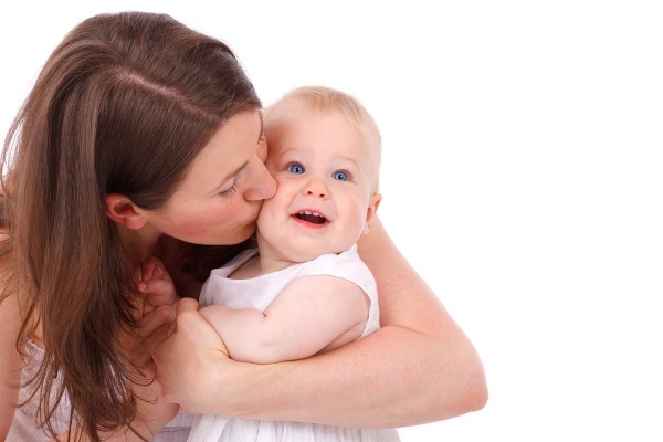 Психолог назвал признаки готовности к материнству